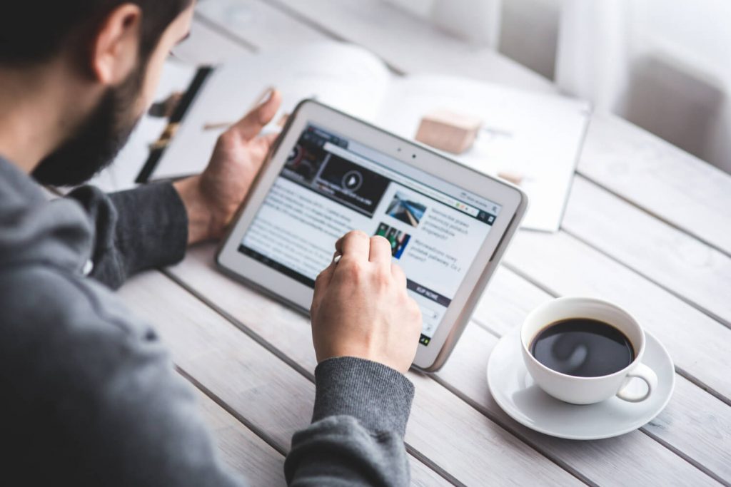 Enadoc Content Hub: Access articles, guides, and resources on document management, digital transformation, and productivity for organizational success